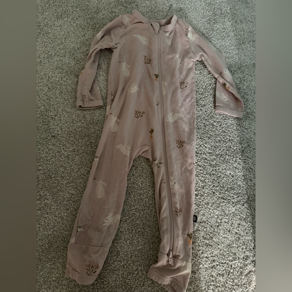 Kyte Pink Kids One Piece Zip Romper with Bunny Print